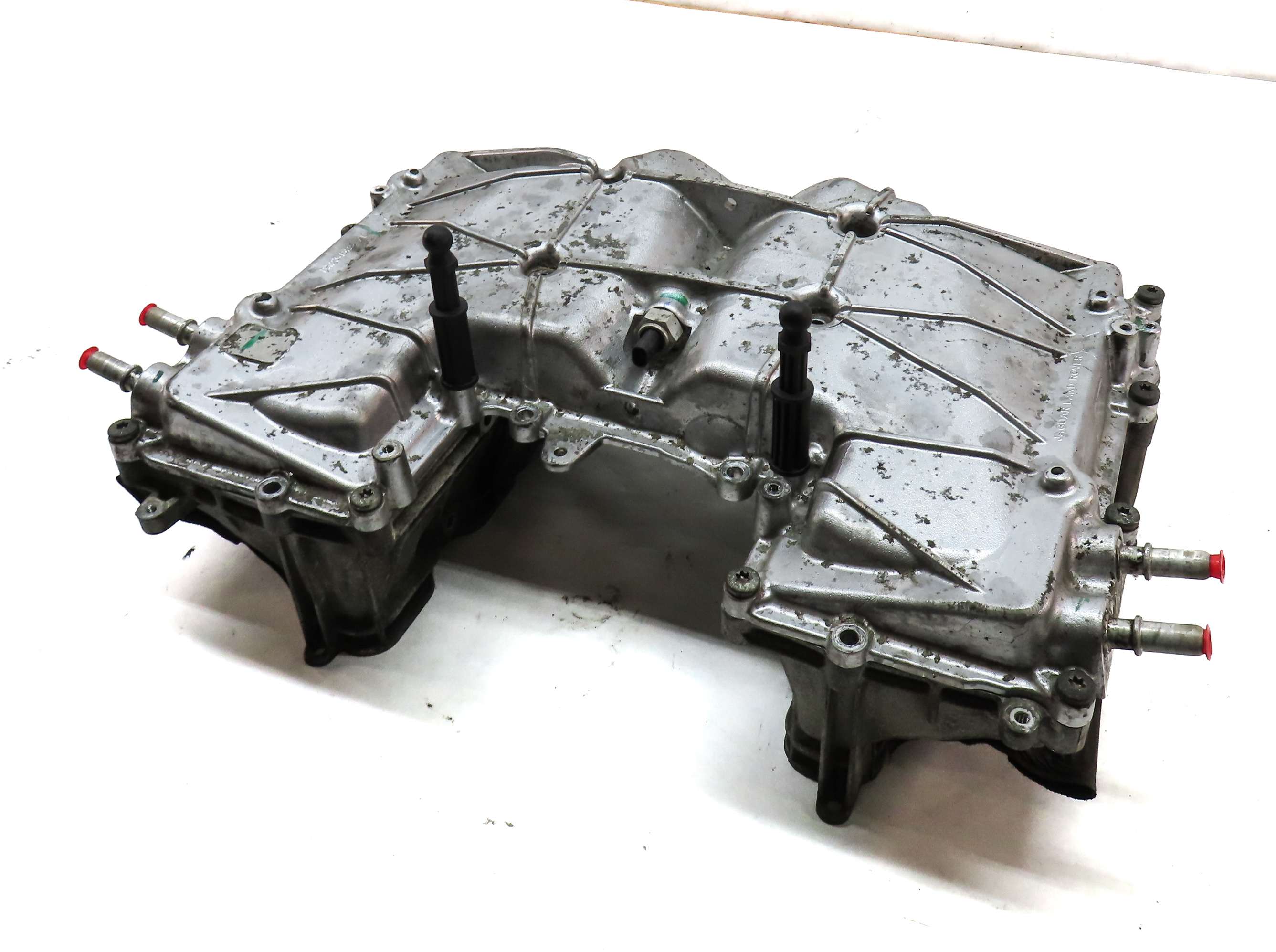 13-20 LAND LR4 RANGE ROVER SPORT DISCOVERY VELAR 3.0L UPPER AIR INTAKE MANIFOLD — exact item pictured